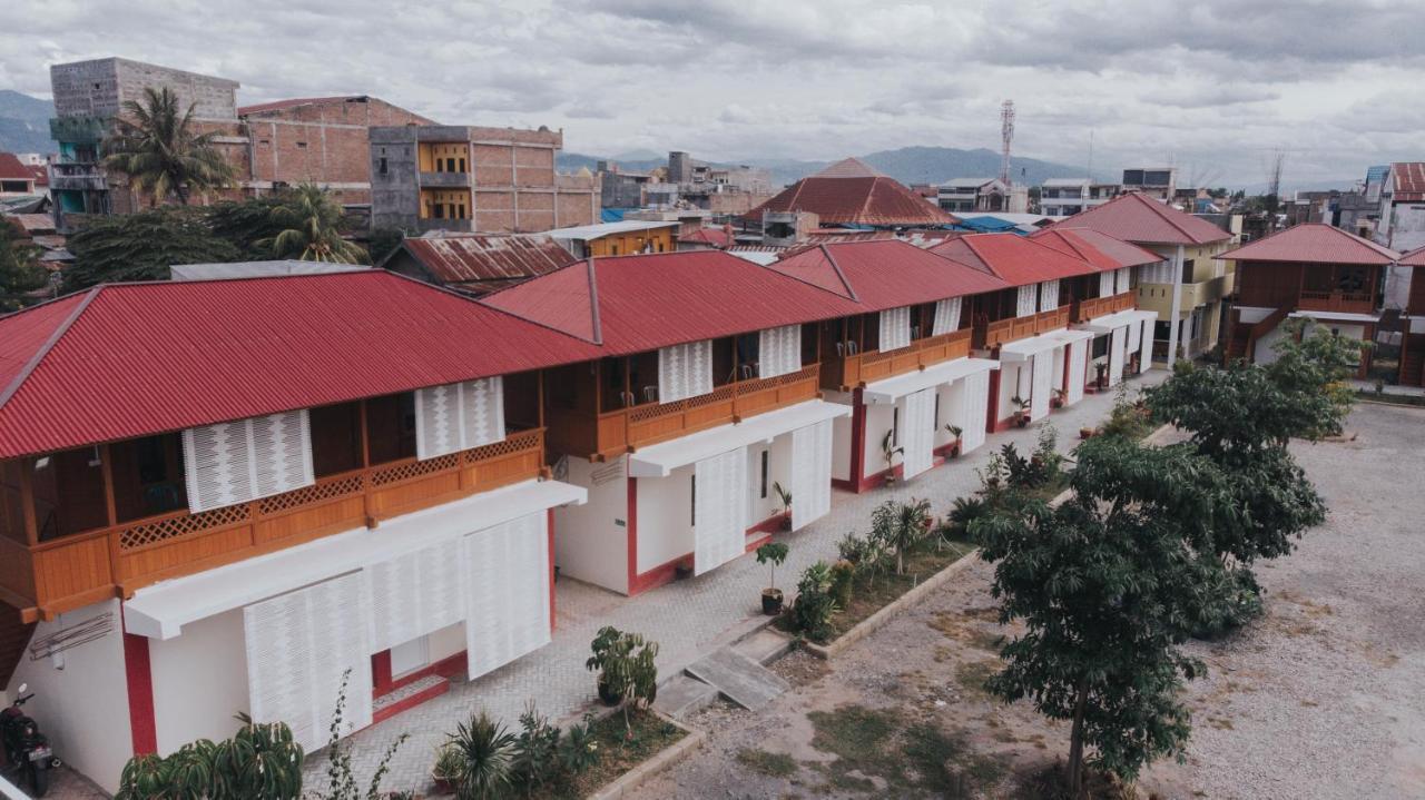 Granada Inn Palu Exterior photo